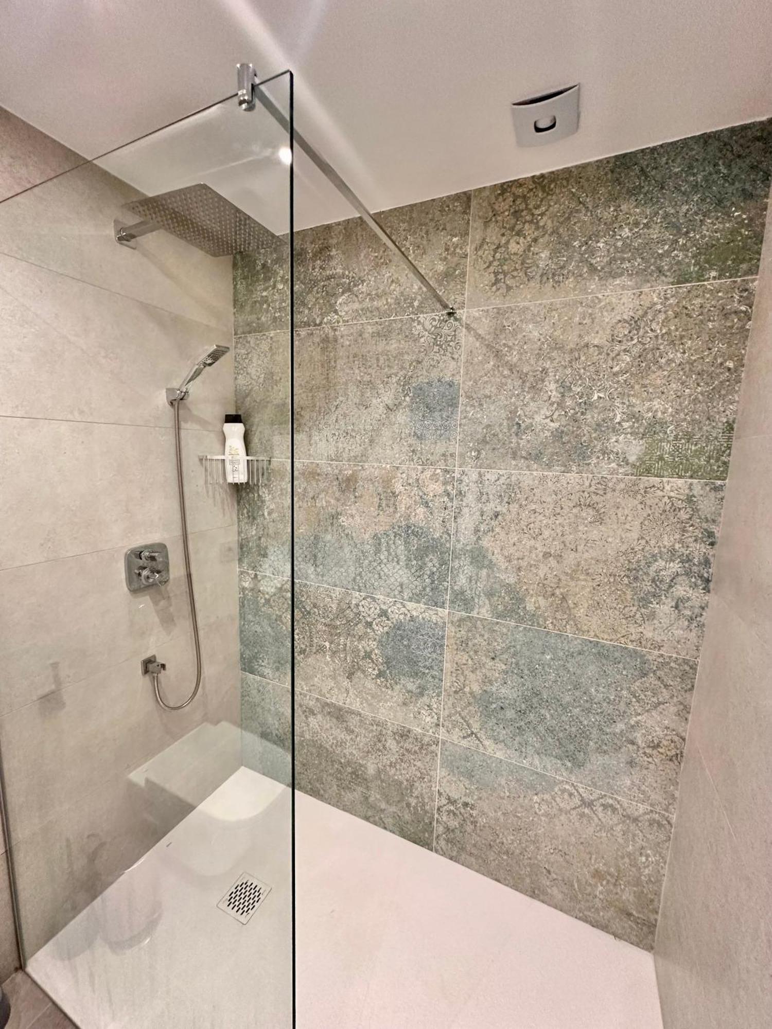אדחה Luxury Renevapartment Island Village מראה חיצוני תמונה