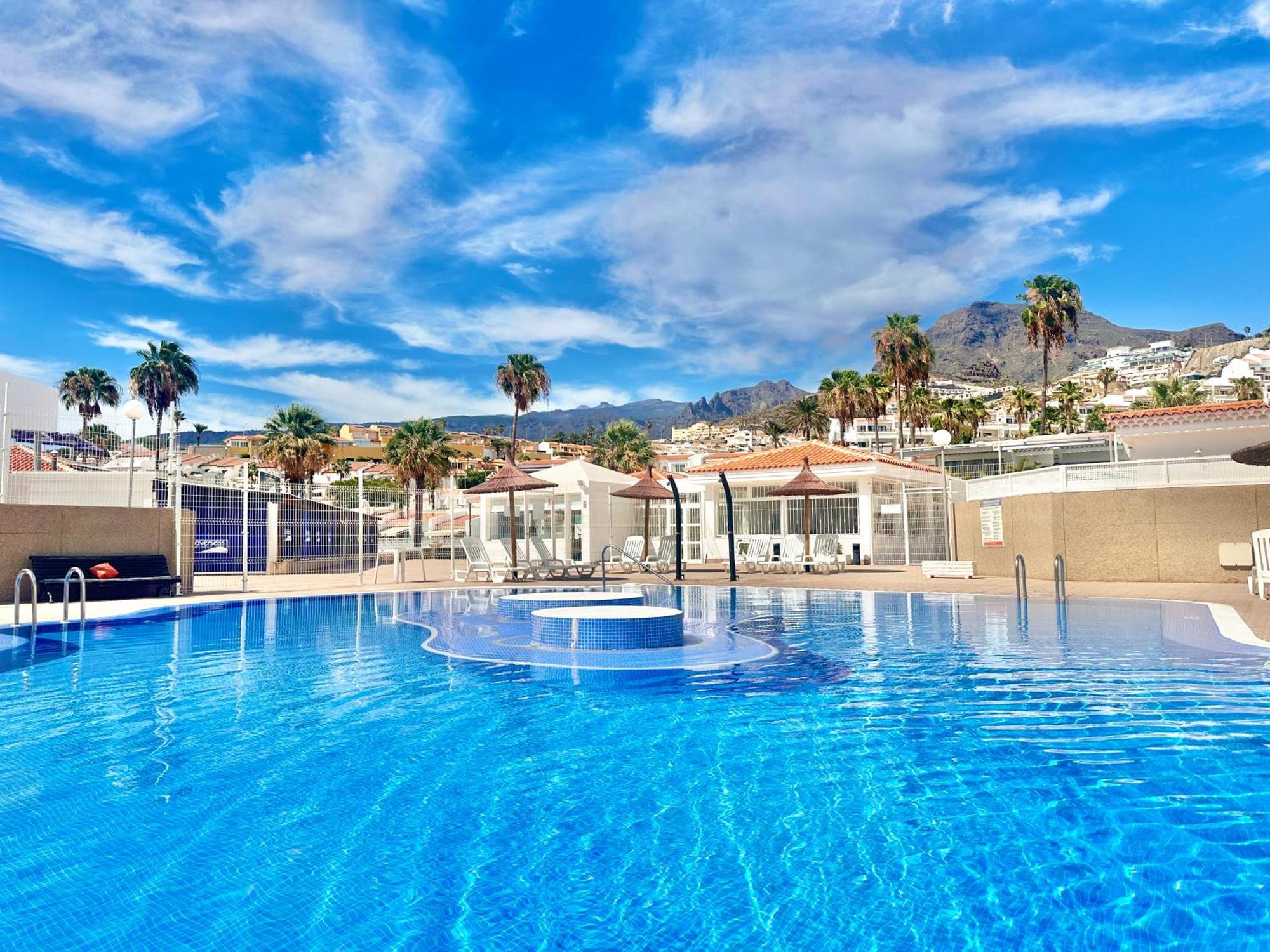 אדחה Luxury Renevapartment Island Village מראה חיצוני תמונה