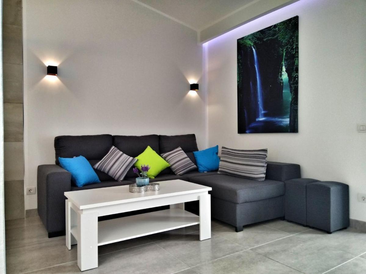 אדחה Luxury Renevapartment Island Village מראה חיצוני תמונה