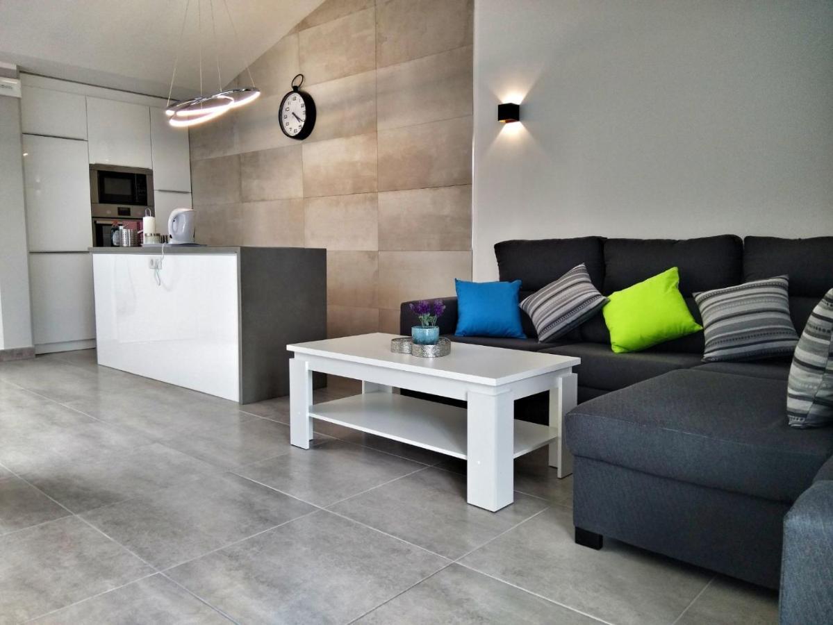 אדחה Luxury Renevapartment Island Village מראה חיצוני תמונה