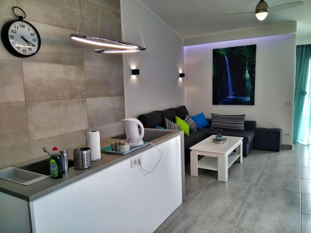 אדחה Luxury Renevapartment Island Village מראה חיצוני תמונה