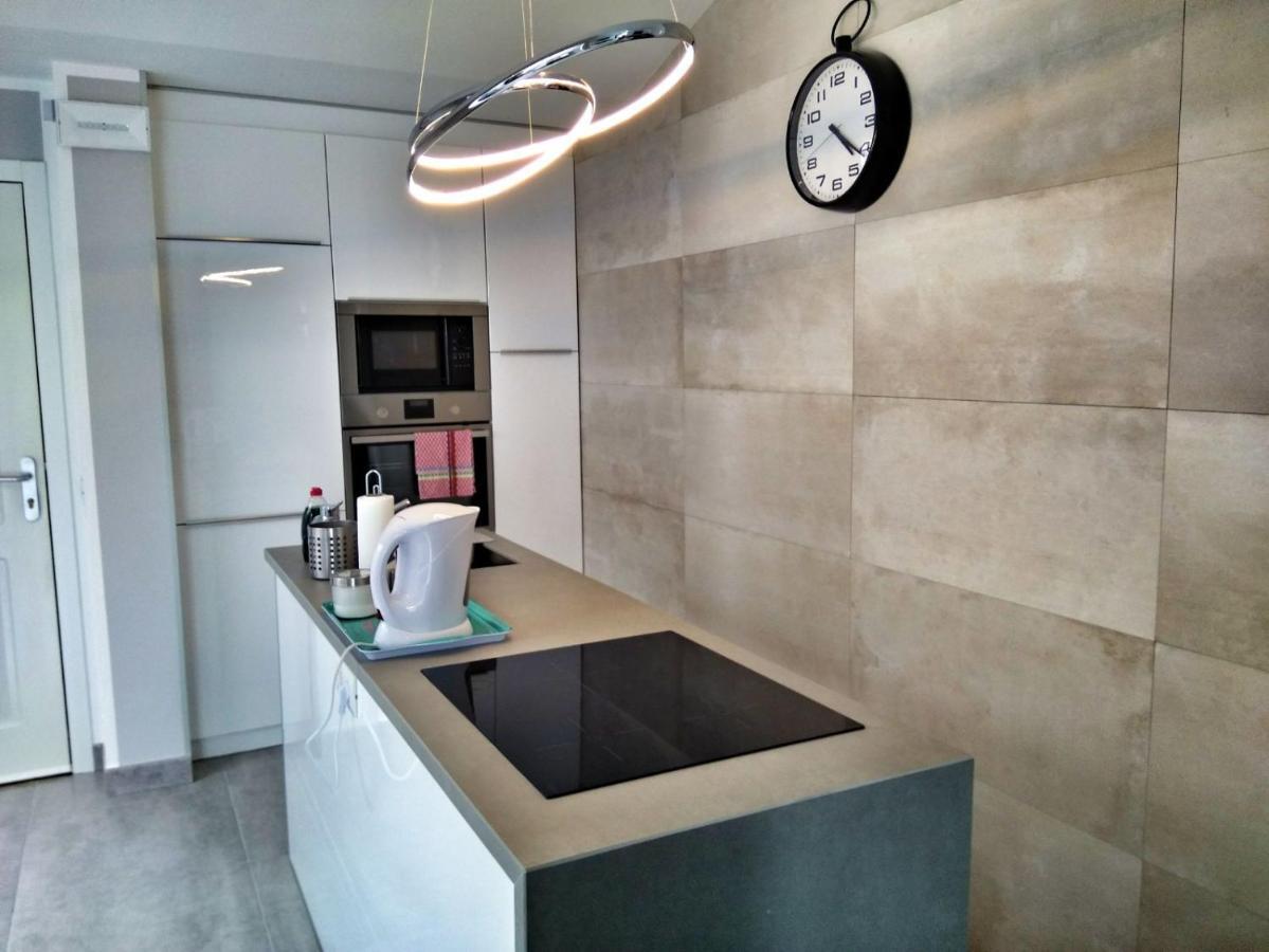 אדחה Luxury Renevapartment Island Village מראה חיצוני תמונה